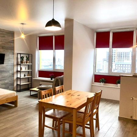 Osapart Cozy Apartment In A Complex Semycvit Leopoli Esterno foto