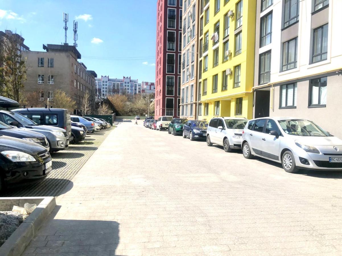 Osapart Cozy Apartment In A Complex Semycvit Leopoli Esterno foto