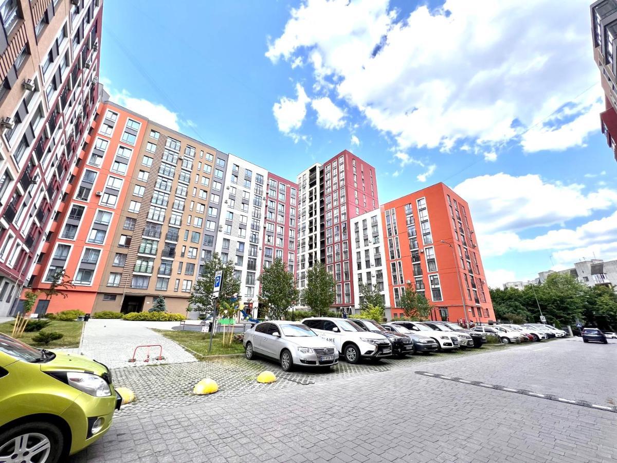 Osapart Cozy Apartment In A Complex Semycvit Leopoli Esterno foto