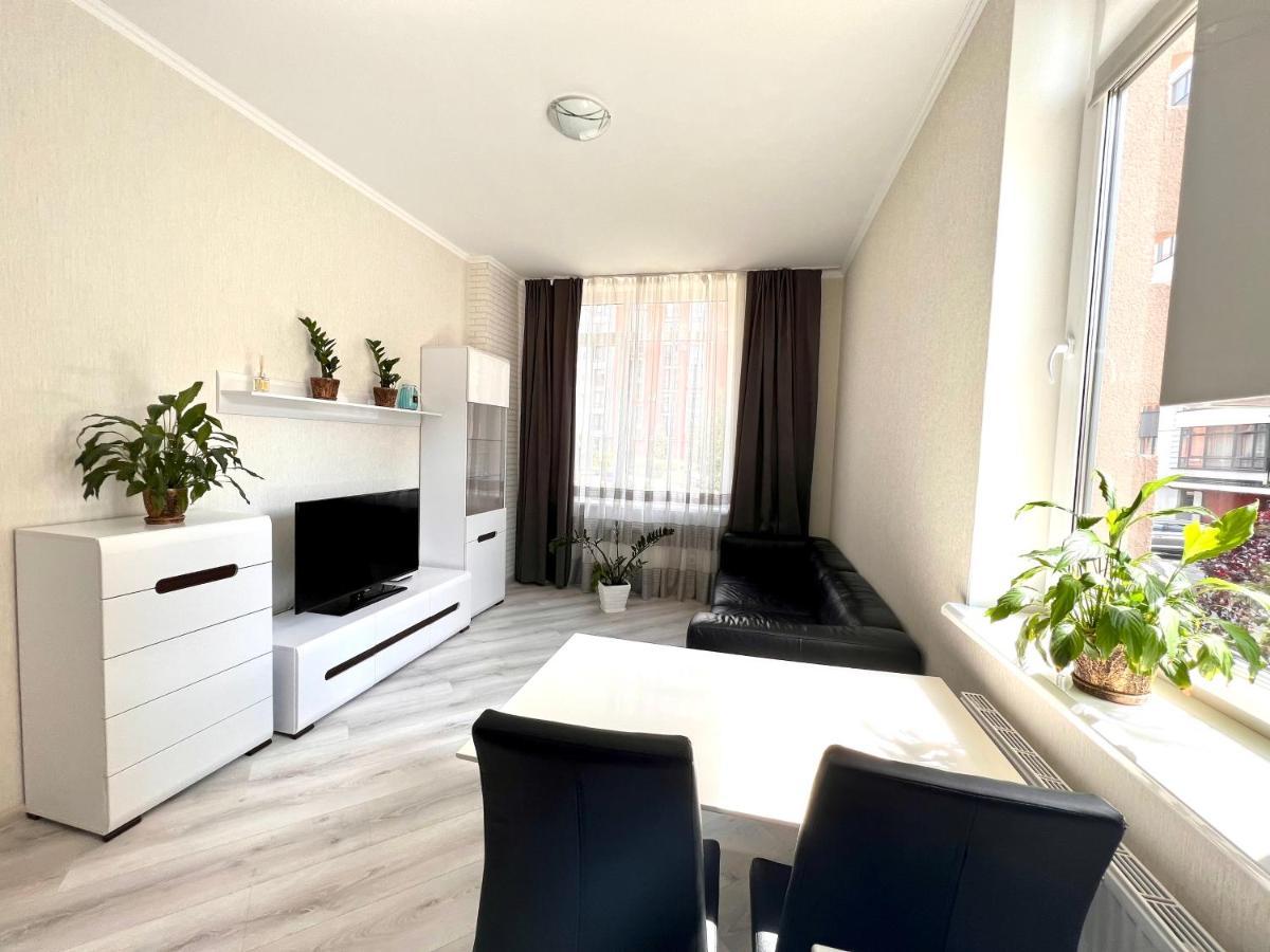 Osapart Cozy Apartment In A Complex Semycvit Leopoli Esterno foto