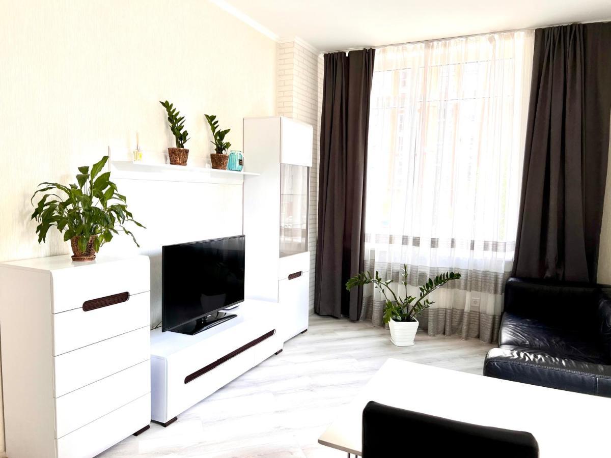Osapart Cozy Apartment In A Complex Semycvit Leopoli Esterno foto